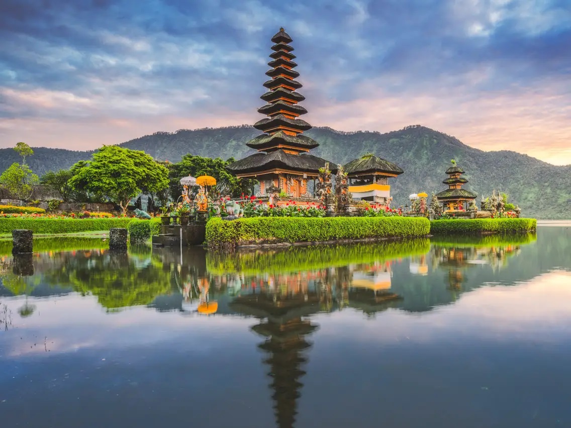KUALA LUMPUR - SİNGAPUR - UBUD - BALİ
