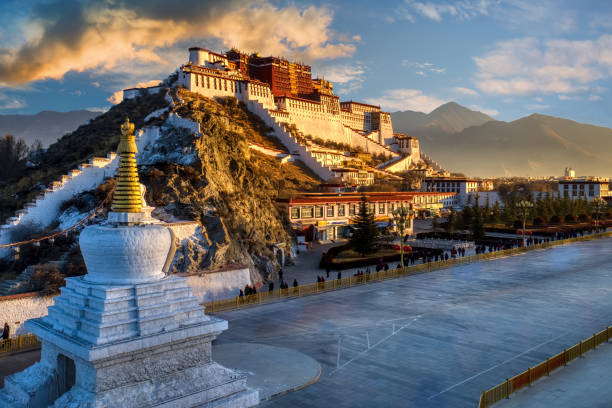 UZAK DOĞUNUN ZIRVESI; TIBET VE ÇİN TURU 