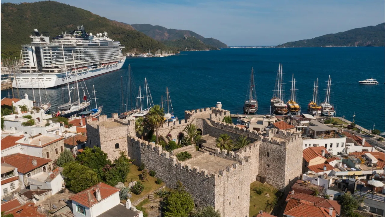 5 YILDIZLI AROYA CRUISES İLE  VİZESİZ  EGE’NİN İNCİLERİ VE İSKENDERİYE