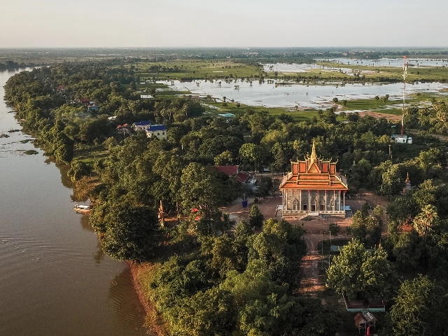MEKONG NEHRINDE VIETNAM, KAMBOÇYA VE SINGAPUR