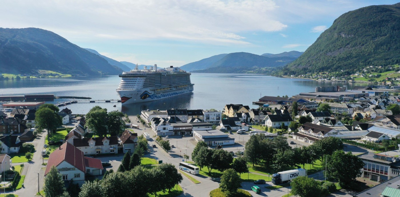 COSTA FAVOLOSA ile  İSKANDİNAVYA & UZUN NORVEÇ FİYORTLARI