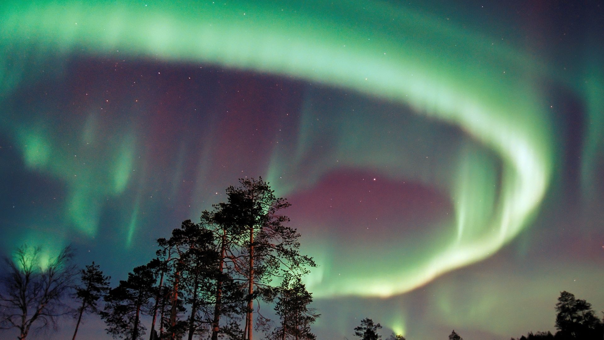 LAPLAND: NOEL BABA’NIN EVİ  VE BUZKIRAN GEMİSİ (5*)
