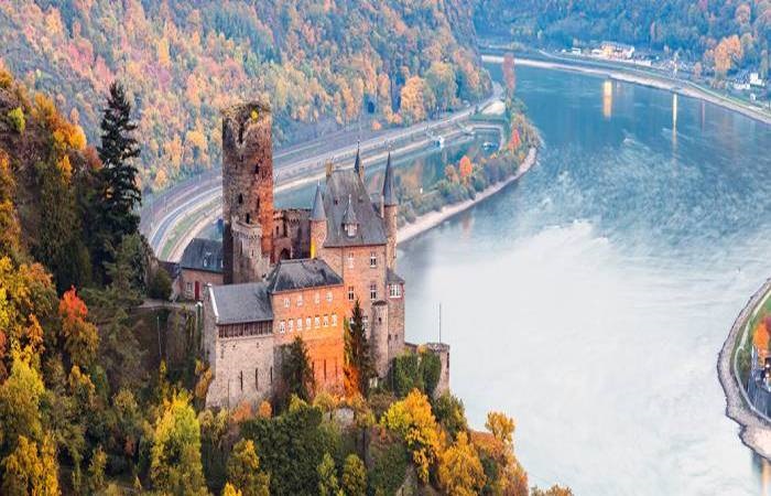 Kıbrıs Bağlantılı