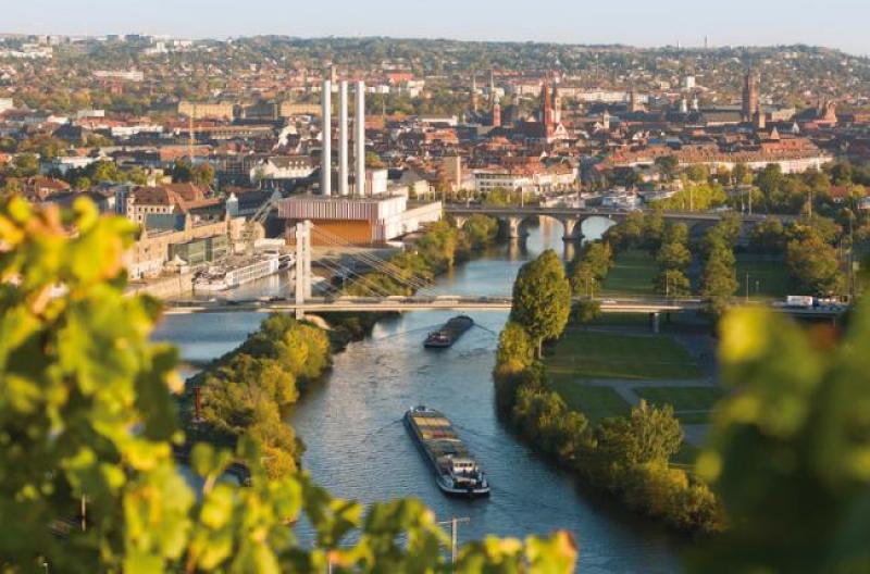 AMADEUS CARA İLE TUNA NEHRI MAIN KANALI VE ROMANTIK REN NEHRI